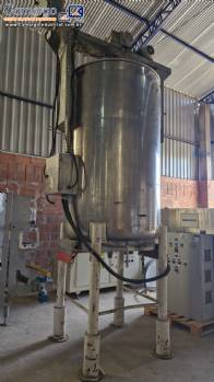 Tanque encamisado em a�o inox com aquecimento a resist�ncias 1800 litros