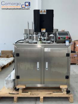 Recravadeira recravadora tampadora autom�tica para latas Hualian Machinery