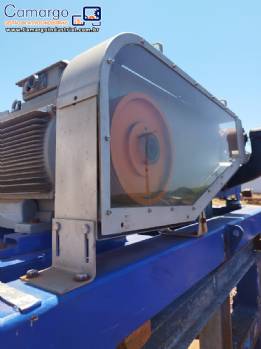 Centrifuga tridecanter para concentração de produtos Alfa Laval Centrifuga tridecanter para concentração de produtos Alfa Laval