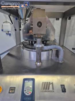 Compressora rotativa de comprimidos 20 pinos Neuberger Compressora rotativa de comprimidos 20 pinos Neuberger