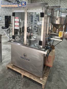 Envasadora dosadora rotativa com seladora e tampadora para potes copos frascosInnovar Envasadora dosadora rotativa com seladora e tampadora para potes copos frascosInnovar