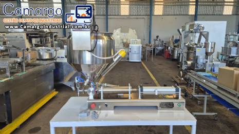 Envasadora em inox de bancada semi automática para pastoso com funil com misturador e aquecimento encamisado Cetro Envasadora em inox de bancada semi automática para pastoso com funil com misturador e aquecimento encamisado Cetro